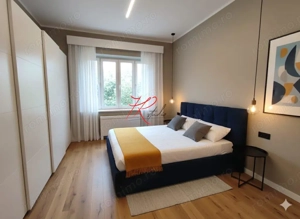 Vanzare apartament 3 camere in bloc mic, Polona - imagine 7
