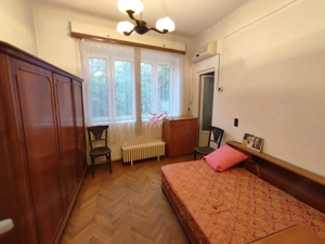 Vanzare apartament 3 camere in bloc mic, Polona - imagine 6