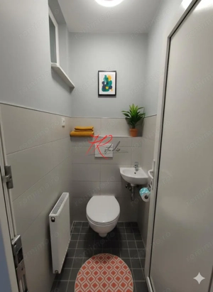 Vanzare apartament 3 camere in bloc mic, Polona - imagine 16