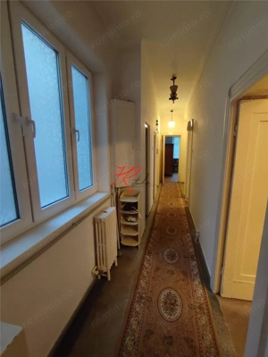 Vanzare apartament 3 camere in bloc mic, Polona - imagine 17