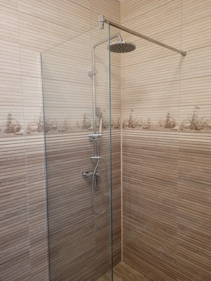 Garsoniera De Inchiriat Zona Reyna - imagine 9