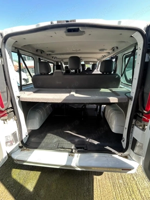 Vand Renaul Trafic transport persoane - imagine 9