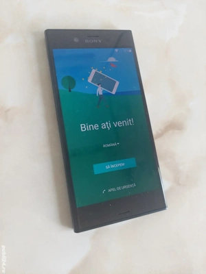 Vând Sony Ericsson Xperia cu cont de Google în stare bună [poze reale]