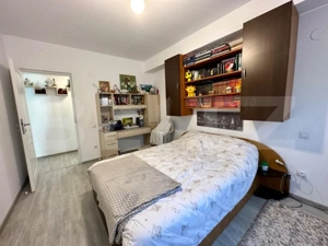 Apartament de 2 camere, 65mp, curte, loc de parcare, zona Rediu - imagine 4