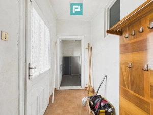 Casă cu teren generos, zonă centrală, Curtici - imagine 17