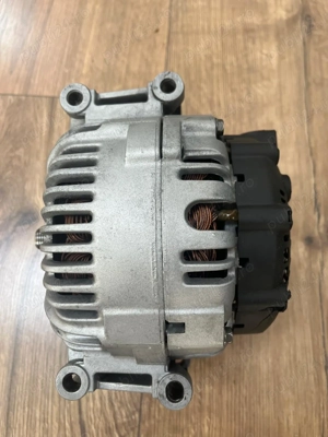 Alternator Valeo 180 A Mercedes-Benz – stare foarte bună - imagine 2