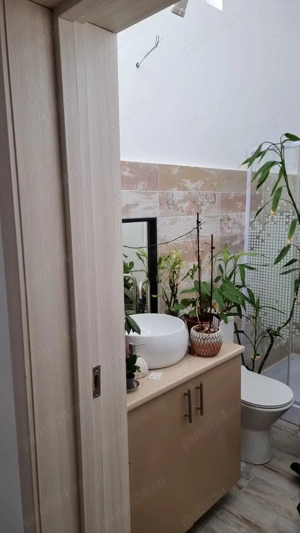 Casa de vanzare in zona centrala - imagine 4