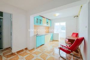 Apartament cu 2 camere de vânzare în Mangalia, Strada Rozelor, la 350 m de plajă - imagine 3