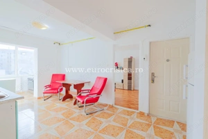 Apartament cu 2 camere de vânzare în Mangalia, Strada Rozelor, la 350 m de plajă - imagine 4