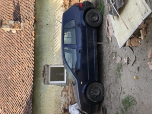 VW Golf 4  1.4 benzina - imagine 2