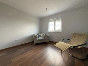 Duplex individual 5 camere, 128 mp utili, 340mp teren, Mosnita Noua - imagine 10