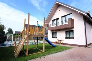 Calea Romanului-vilă P+M-teren 500 mp-mobilată și utilată complet - imagine 2