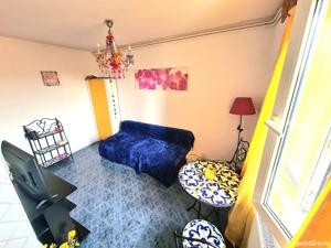 Garsoniera primitoare si boema -Pta Alba Iulia - unirii DB1053