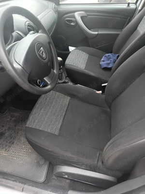 Dacia Duster 2013 benzina+GPL 4x4 1.6 16v 105cp - imagine 7 Dacia Duster 2013 benzina+GPL 4x4 1.6 16v 105cp - imagine 7