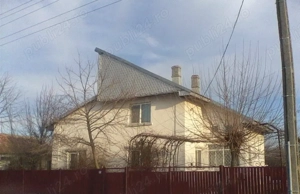 Casa de vanzare in comuna Teslui