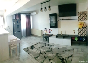 De vânzare apartament 2 camere decomandat, zona 23 August - Policlinica 700