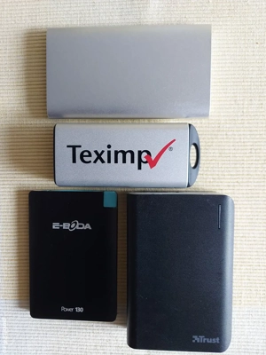 Vind baterii externe - imagine 3