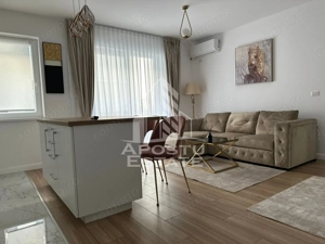Apartament cu 2 camere, Giroc, Centrala Proprie