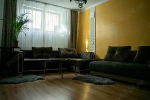 Apartament cu 2 camere (se poate folosi ca spatiu comercial)
