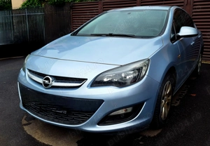 De vânzare: Mașină achiziționată nouă în 2017   un singur proprietar