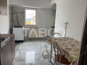 Apartament 2 dormitoare 50 mpu mobilat balcon zona Centrala Sibiu   - imagine 5 Apartament 2 dormitoare 50 mpu mobilat balcon zona Centrala Sibiu   - imagine 5