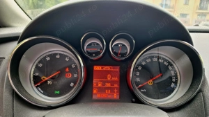 De vânzare: Mașină achiziționată nouă în 2017   un singur proprietar - imagine 6