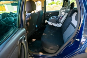 Dacia Duster 1.5 dCi 109CP 4x4 Euro6 - imagine 7 Dacia Duster 1.5 dCi 109CP 4x4 Euro6 - imagine 7