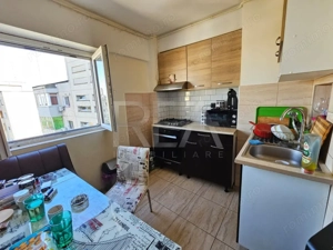 Apartament 3 camere, 70 mp-Bdul Ghencea - imagine 9