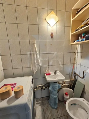 Apartament 3 camere, 70 mp-Bdul Ghencea - imagine 12