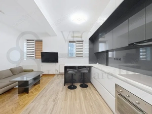2 dormitoare decomandate+living, 58 mp, renovat complet, zona Centrala