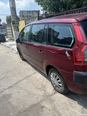 Vând Citroen C4 grand picaso  - imagine 4