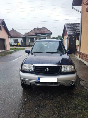 Vând Suzuki Grand Vitara 2.0 Benzină 4x4 - imagine 3 Vând Suzuki Grand Vitara 2.0 Benzină 4x4 - imagine 3