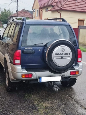 Vând Suzuki Grand Vitara 2.0 Benzină 4x4 - imagine 4 Vând Suzuki Grand Vitara 2.0 Benzină 4x4 - imagine 4