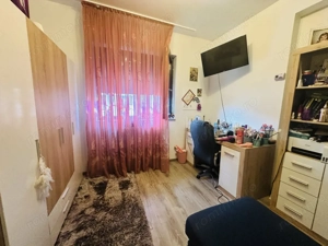 Casă superbă înșiruită cu 3 camere și curte lângă școala Petru Rareș  - imagine 11