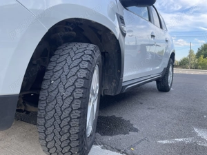 Dacia Duster 4x4 1.6mpi - imagine 6