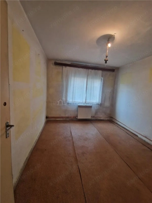 Apartament 4 camere decomandat, etaj 2, CT - Rovine - imagine 2