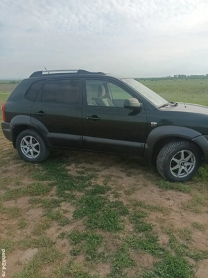 Vand Hyundai Tucson 4x2 - imagine 3