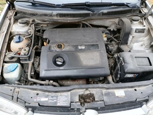 Vand volkswagen golf 4, anul 2004ș