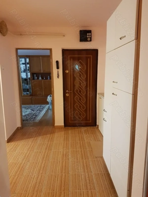 Vând sau schimb apartament 2 camere in Calea Girocului  - imagine 2