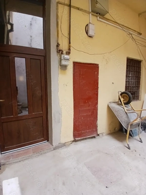 Apartament la vila complet renovat in centrul orasului - imagine 6