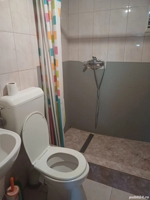 Proprietar inchiriez in regim hotelier fix in centru - imagine 7