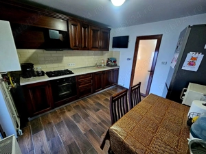 Apartament cu 3 camere de vânzare in Curtea de Arges ( 74,82 m ) 