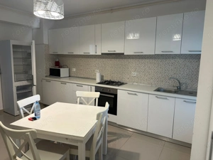 APARTAMENT 3 CAMERE-ZONA TOMIS NORD - imagine 2
