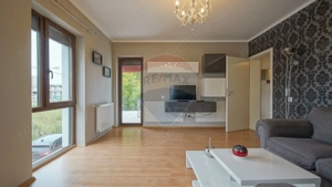 Apartament in vila, 3 camere, Nicolae Labis, Tractorul - imagine 2