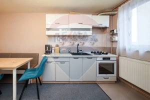 Apartament cu 3 camere de vânzare în zona Vlahuta - imagine 9