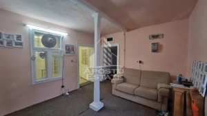 Casa individuala de vanzare cu 5 camere in Giarmata - imagine 3