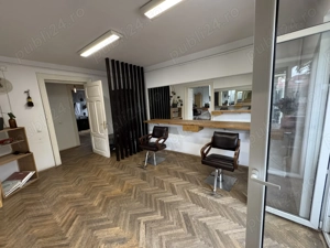 ofer camera intr-un salon premium de infrumusetare pentru inchiriere