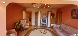 Proprietar, închiriez apartament 3 camere, confort 1, centrală proprie, Calea Girocului