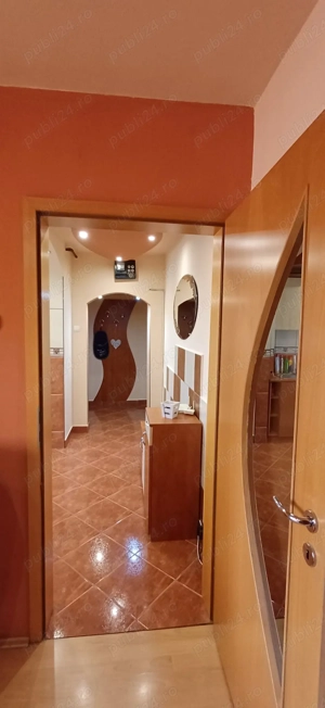 Propriatar, închiriez apartament 3 camere - imagine 9