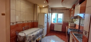 Propriatar, închiriez apartament 3 camere - imagine 5